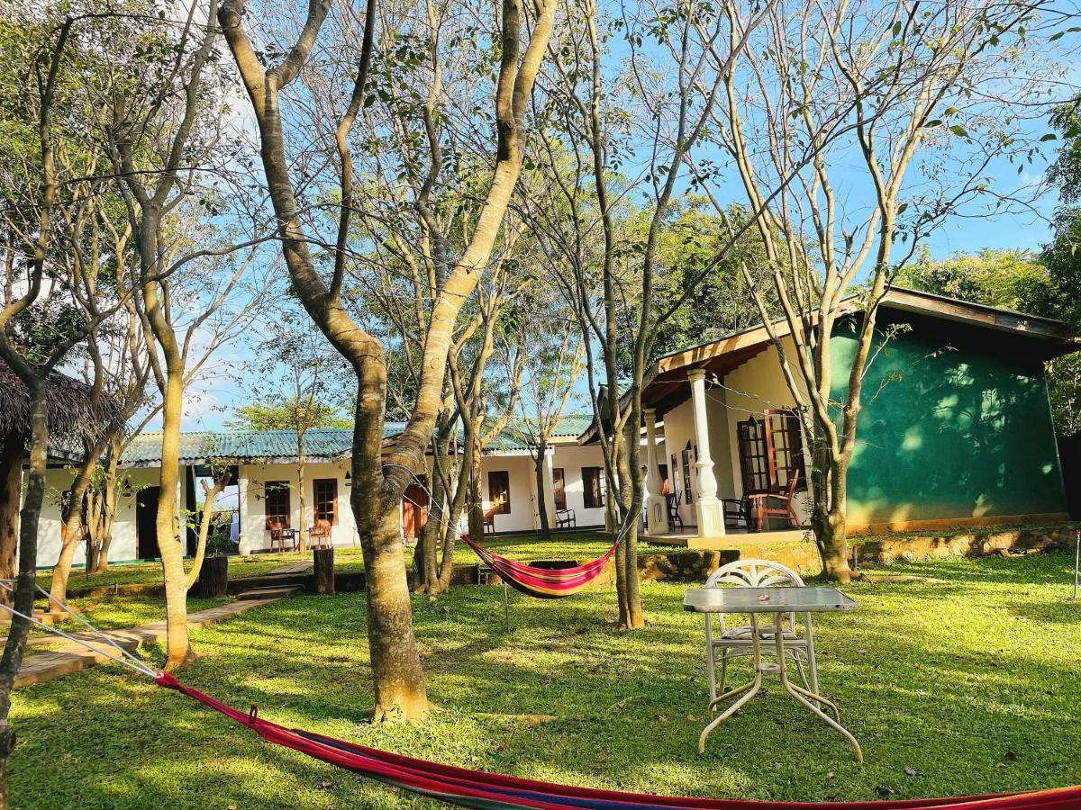 Kingfisher Resort Sigiriya Exterior photo