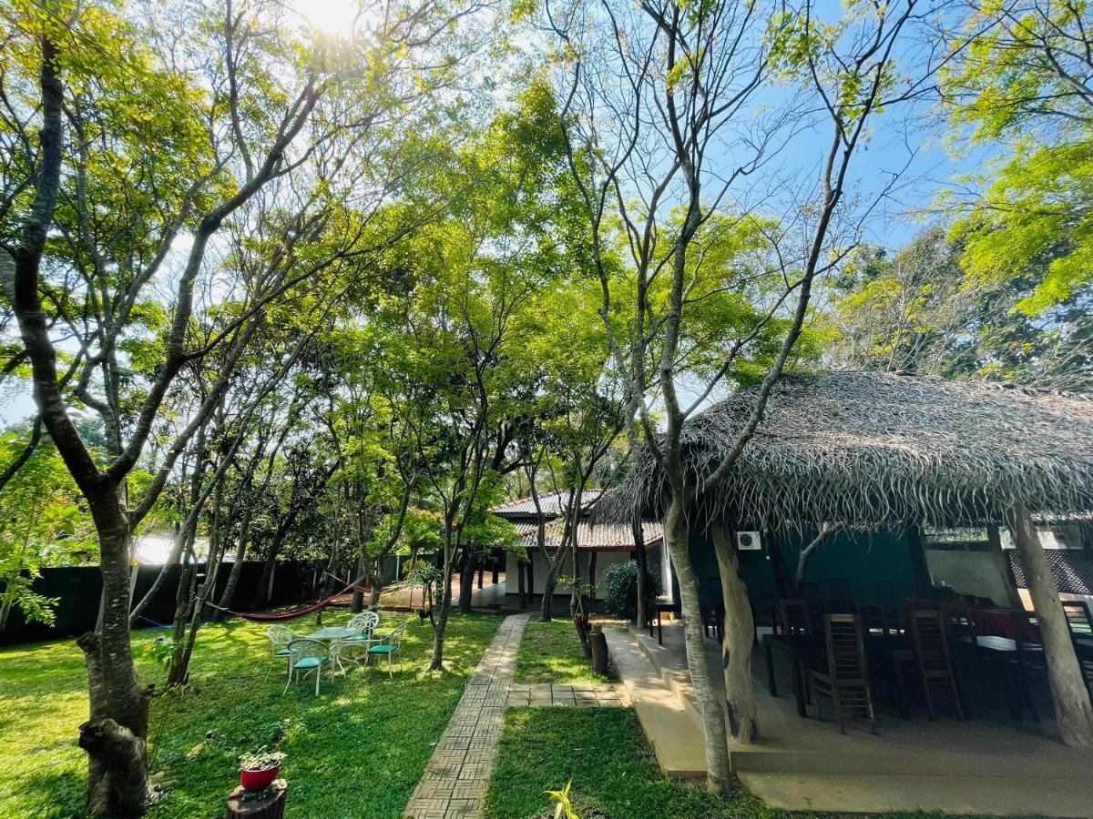 Kingfisher Resort Sigiriya Exterior photo